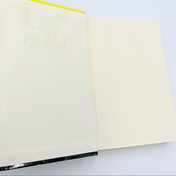 Nancy Drew Mystery Stories 2 Stories Secret of the Old Clock & Hidden Staircase - Picture 5 of 6